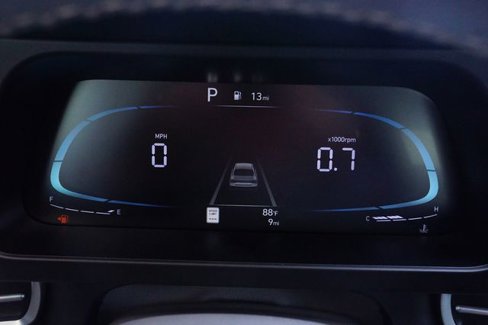 New 2025 Hyundai Elantra Sport image 11