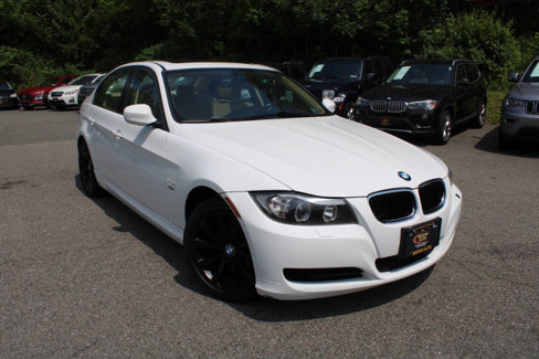 Used 2011 BMW 328i xDrive Sedan image 4