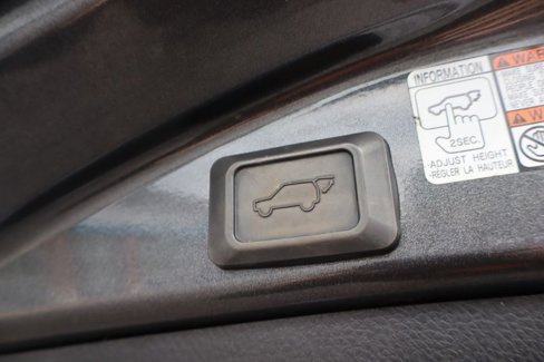 Used 2018 Toyota RAV4 XLE image 36