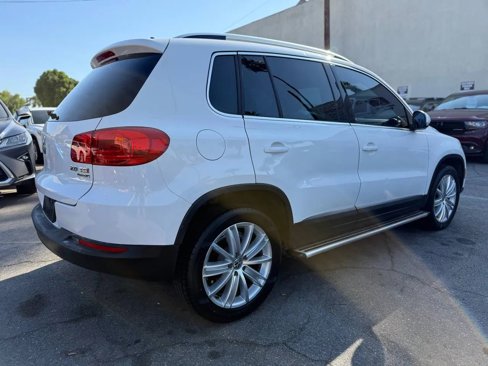 Used 2014 Volkswagen Tiguan SE image 13