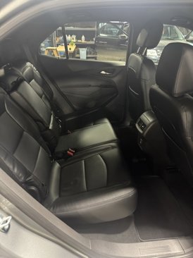 Used 2023 Chevrolet Equinox RS image 16