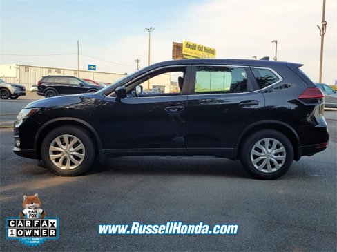 Used 2018 Nissan Rogue S image 6