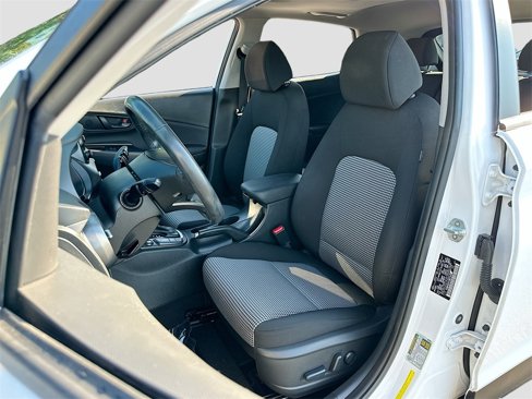 Used 2021 Hyundai Kona SEL Plus image 21