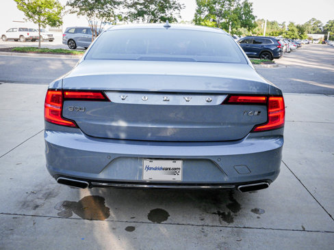 Used 2017 Volvo S90 T6 Inscription w/ Vision Package image 9