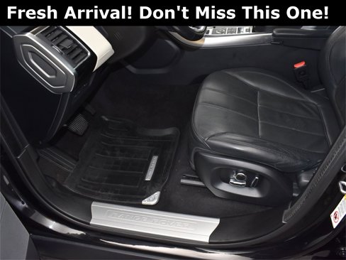 Used 2016 Land Rover Range Rover Sport HSE image 12
