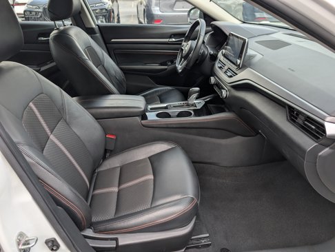 Used 2023 Nissan Altima 2.5 SR image 27