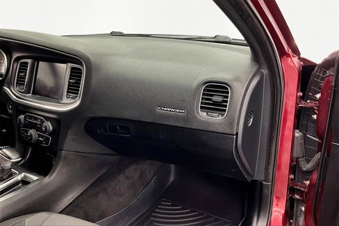 Used 2018 Dodge Charger SXT Plus image 17