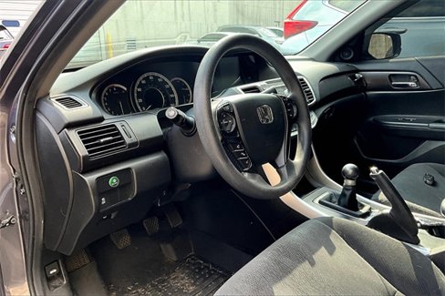 Used 2015 Honda Accord EX image 4