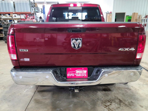 Used 2020 RAM 1500 Classic SLT image 8