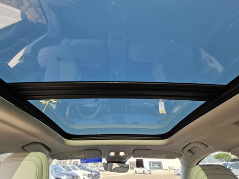 New 2025 Volvo XC60 B5 Plus w/ Protection Package Premier image 35