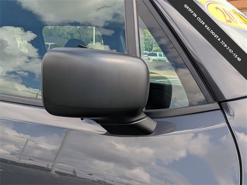 Used 2023 Jeep Renegade Latitude image 10