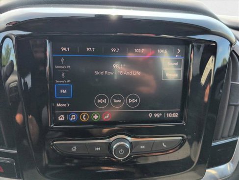 Used 2020 Chevrolet Traverse LS image 12