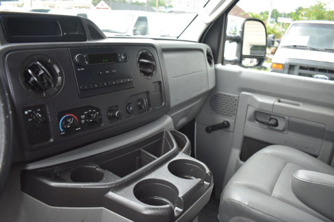 Used 2011 Ford E-150 and Econoline 150 image 17