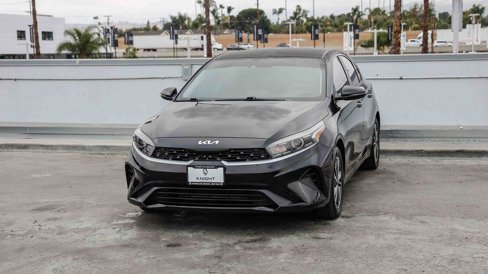 Used 2023 Kia Forte LXS w/ LXS Technology Package image 4