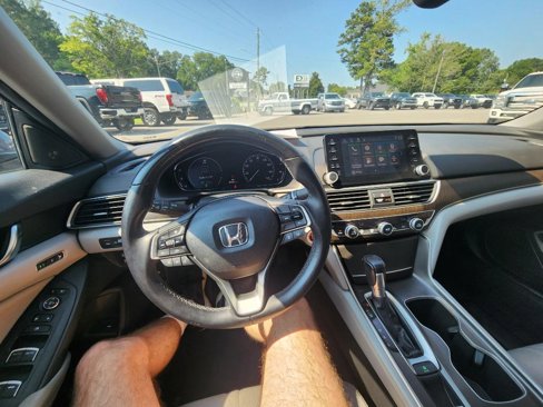 Used 2018 Honda Accord EX-L image 16