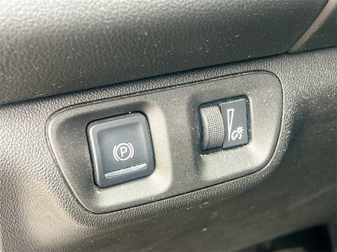 Used 2018 GMC Acadia SLT image 10