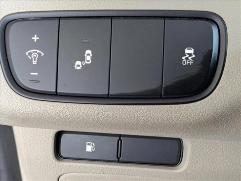 Used 2019 Kia Sorento LX image 14