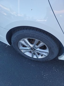 Used 2017 Hyundai Sonata SE w/ Cargo Package image 8