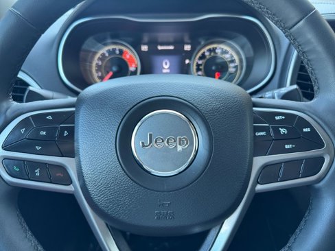 Used 2022 Jeep Cherokee Latitude Lux image 22
