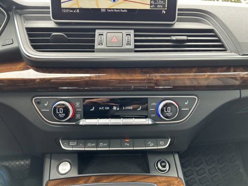 Used 2018 Audi Q5 2.0T Premium Plus image 23