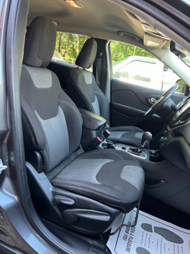 Used 2014 Jeep Cherokee Latitude image 22