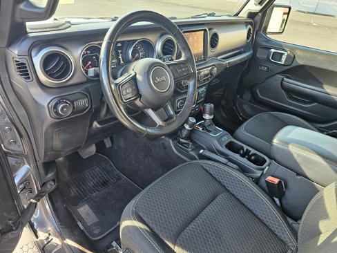Used 2021 Jeep Wrangler Unlimited Sport image 2
