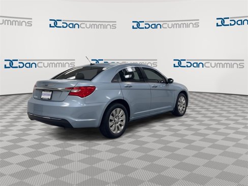 Used 2013 Chrysler 200 LX image 8