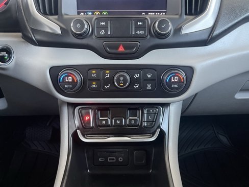 Used 2020 GMC Terrain SLT w/ Preferred Package image 29