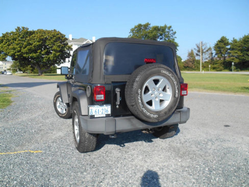 Used 2012 Jeep Wrangler Sport image 8