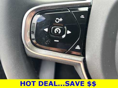 Used 2023 Volvo XC60 B5 Ultimate image 19