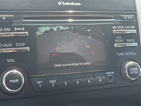 Used 2014 Nissan Frontier PRO-4X image 27