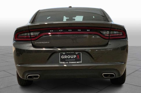 Used 2022 Dodge Charger SXT image 4