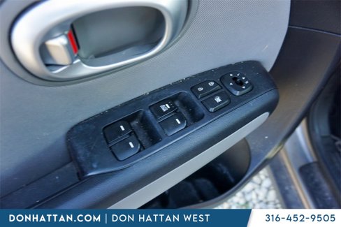Used 2016 Kia Soul image 14