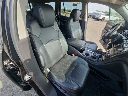 Used 2017 Buick Enclave Leather image 17
