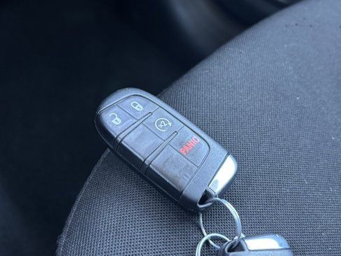 Used 2022 Jeep Renegade Latitude image 26