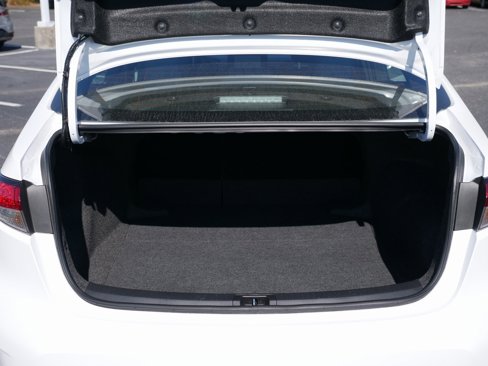 Used 2025 Toyota Corolla SE image 15
