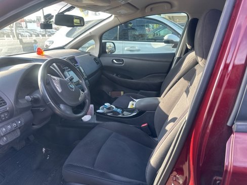 Used 2016 Nissan Leaf SV image 10