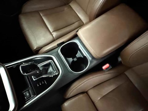 Used 2022 Subaru Outback Touring XT w/ Popular Package #2 image 6
