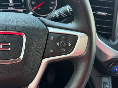 Used 2018 GMC Acadia SLT image 20