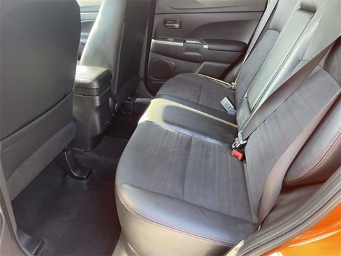 Used 2022 Mitsubishi Outlander Sport SE image 7