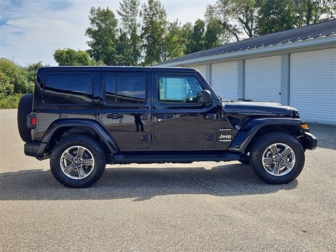 Used 2021 Jeep Wrangler Unlimited Sahara w/ Dual Top Group image 8