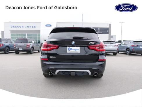 Used 2018 BMW X3 xDrive30i image 4
