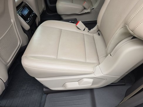 Used 2021 Lincoln Aviator Grand Touring w/ Elements Package Plus image 18