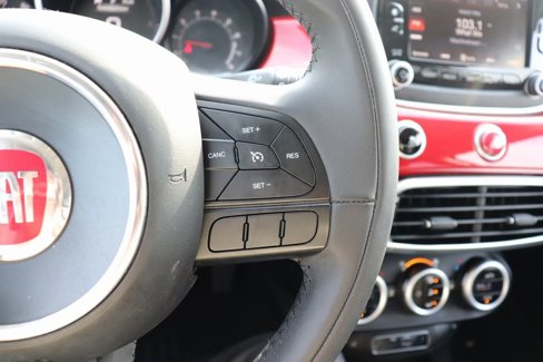 Used 2017 FIAT 500X Lounge image 25