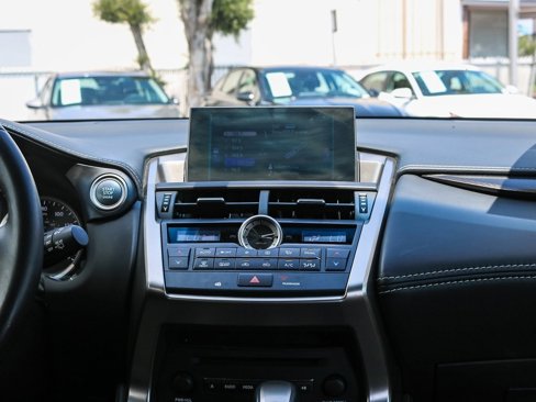 Used 2016 Lexus NX 200t FWD image 15