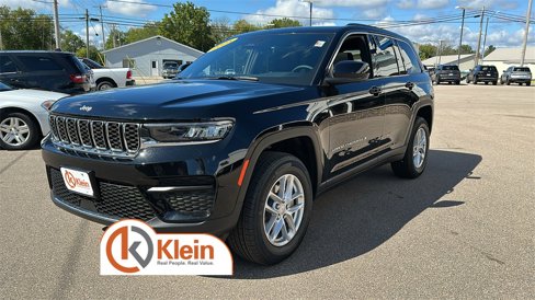 New 2025 Jeep Grand Cherokee Laredo X w/ Luxury Tech Group I image 3