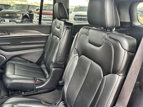 Used 2021 Jeep Grand Cherokee L Limited image 17