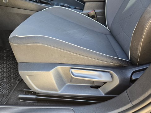 Used 2025 Volkswagen Jetta Sport image 24