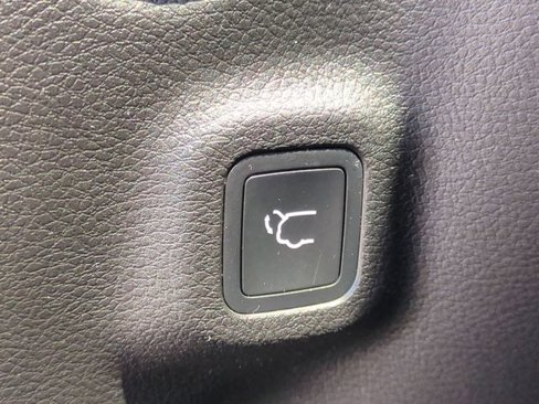Used 2022 Jeep Compass Trailhawk w/ Trailhawk Elite Group image 33