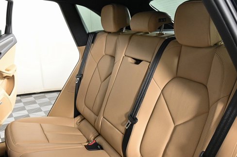 Used 2025 Porsche Macan image 22